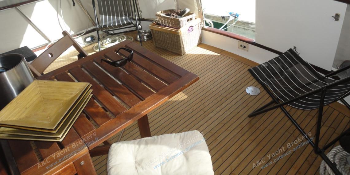 Cheoy Lee Europa 53’ : Cockpit Cheoy Lee Europa 53’ : Cockpit