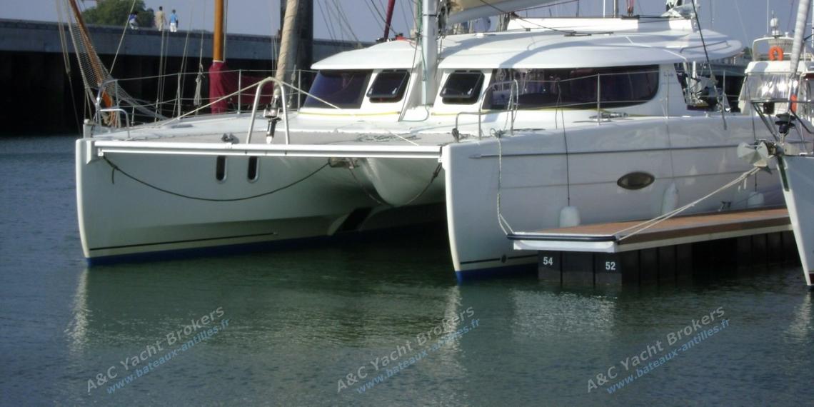 Fountaine Pajot Lipari 41 :In marina Fountaine Pajot Lipari 41 :In marina
