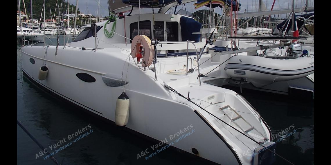 Lavezzi 40 : Aft port transom Lavezzi 40 : Aft port transom