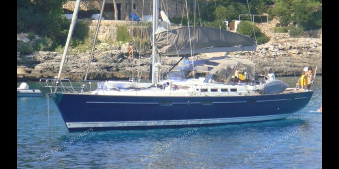 At anchor - Beneteau Beneteau 57, Used (2009) - Martinique (Ref 303) At anchor - Beneteau Beneteau 57, Used (2009) - Martinique (Ref 303)