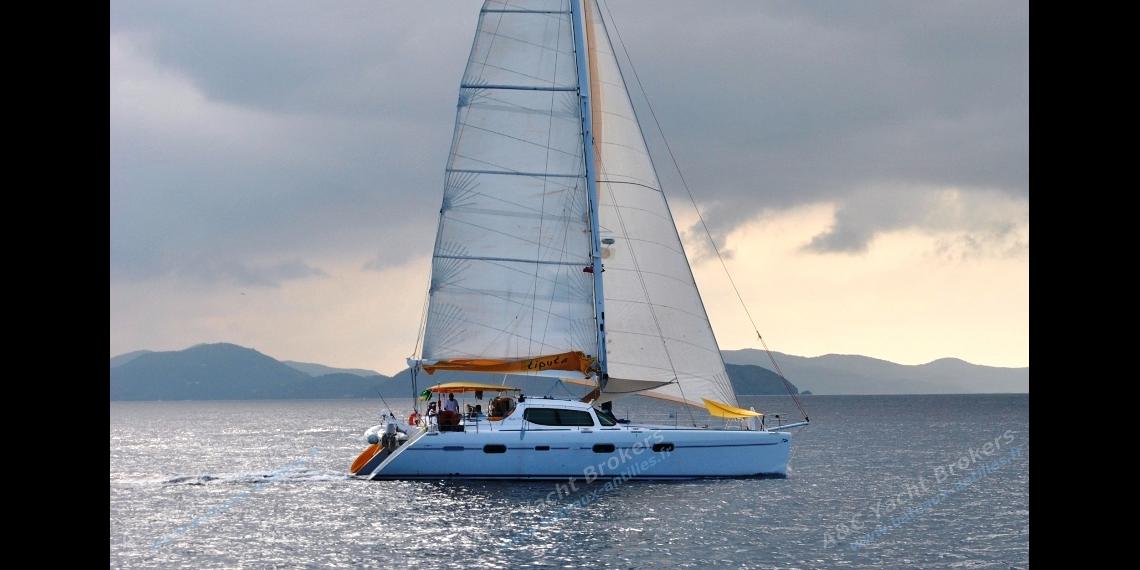 Privilege 585 navigating - Alliaura Marine Privilege 585, Used (2005) - Martinique (Ref 395) Privilege 585 navigating - Alliaura Marine Privilege 585, Used (2005) - Martinique (Ref 395)