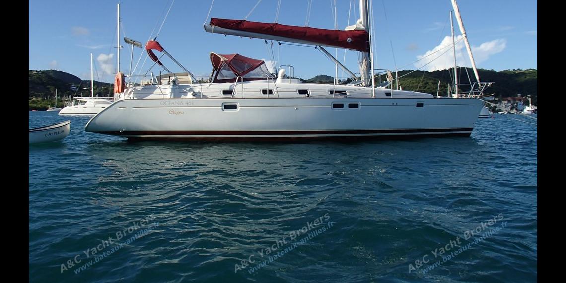 Anchorage in Martinique - Beneteau Oceanis 461 Clipper, Used (2000) - Martinique (Ref 484) Anchorage in Martinique - Beneteau Oceanis 461 Clipper, Used (2000) - Martinique (Ref 484)