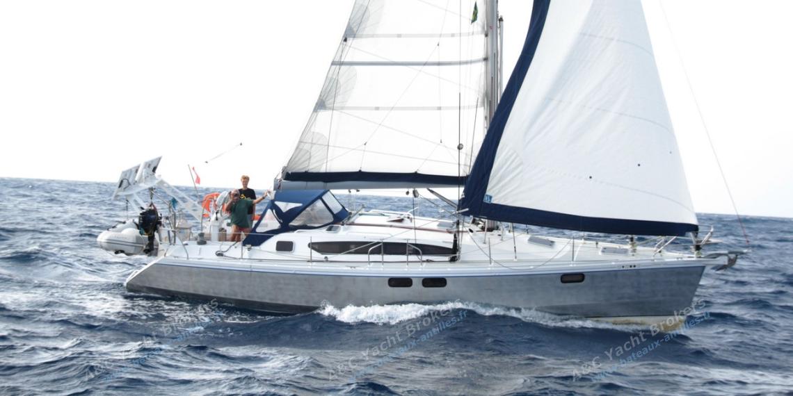 Ovni 395 : Sailing Ovni 395 : Sailing