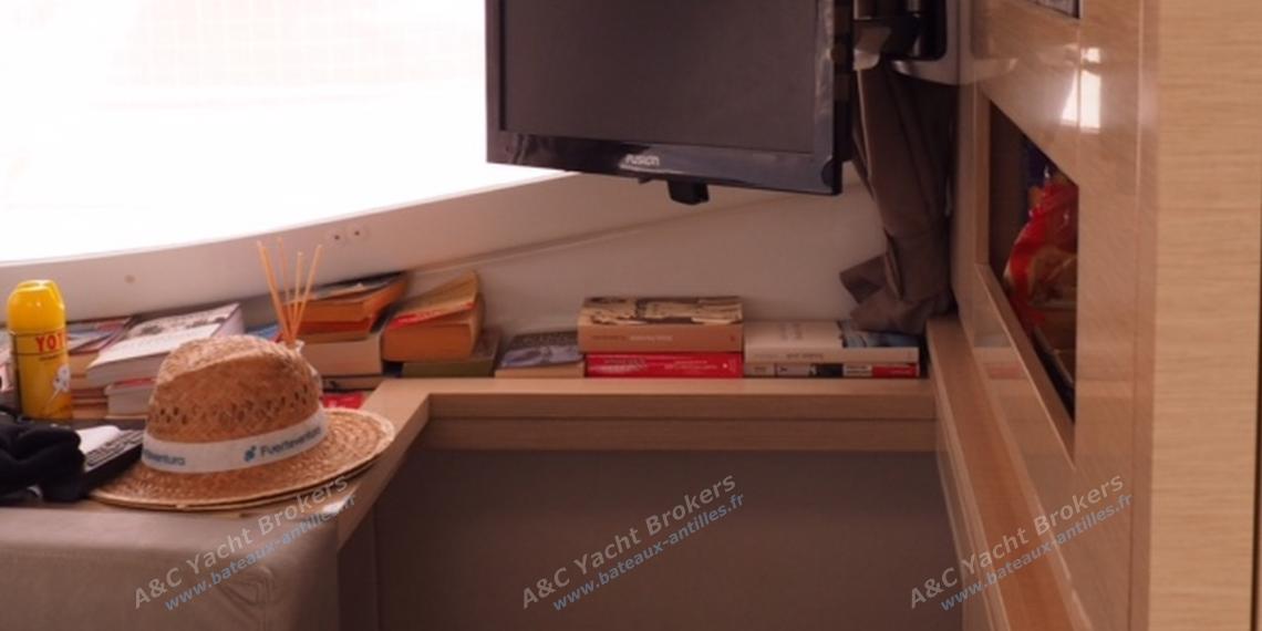 Fountaine Pajot Hélia 44 Quatuor : Fountaine Pajot Hélia 44 Quatuor :