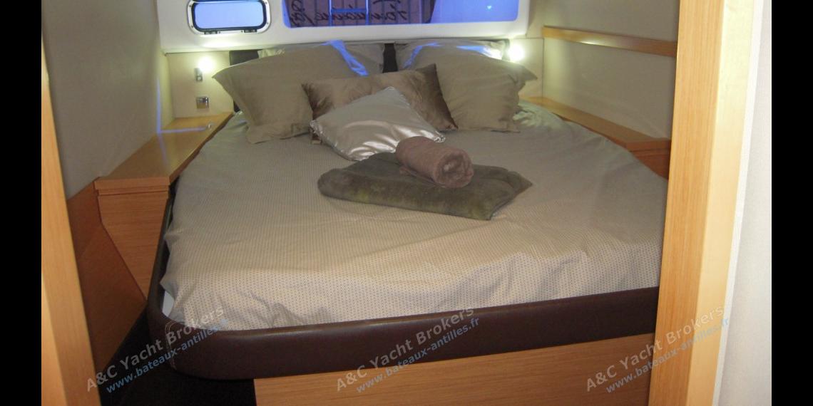 Fountaine Pajot Hélia 44 Quatuor : Fountaine Pajot Hélia 44 Quatuor :