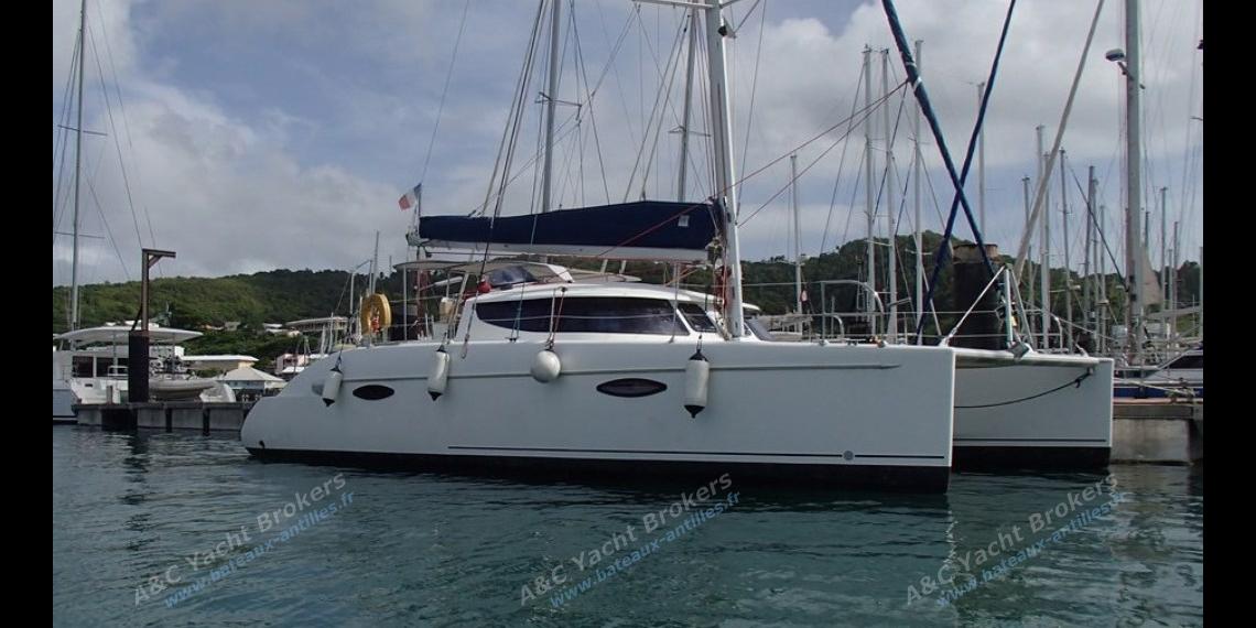 Lavezzi 40: In the marina Lavezzi 40: In the marina