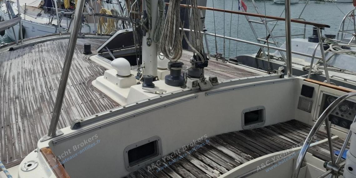 Wauquiez Amphitrite 43 : Aft deck seen from the cockpit Wauquiez Amphitrite 43 : Aft deck seen from the cockpit