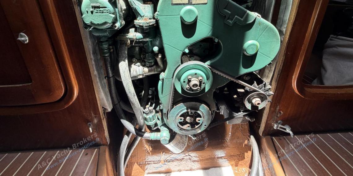 Bavaria 46 : Volvo D2-55 inboard engine Bavaria 46 : Volvo D2-55 inboard engine