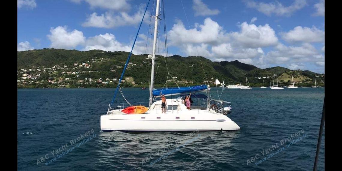Fountaine Pajot Belize 43 Maestro : At anchor Fountaine Pajot Belize 43 Maestro : At anchor