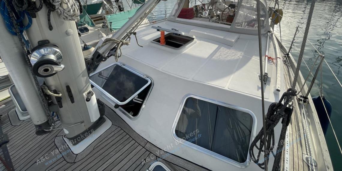 Belliure Yachts Belliure 41 : Roof and dodger Belliure Yachts Belliure 41 : Roof and dodger