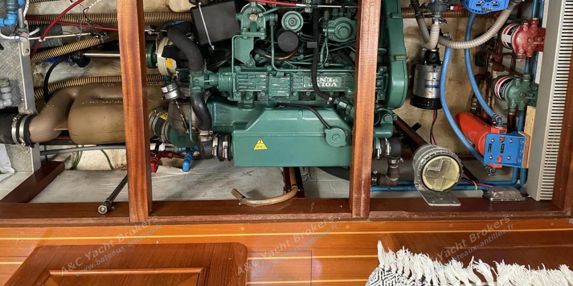Belliure Yachts Belliure 41 : Volvo MD 22 inboard engine Belliure Yachts Belliure 41 : Volvo MD 22 inboard engine