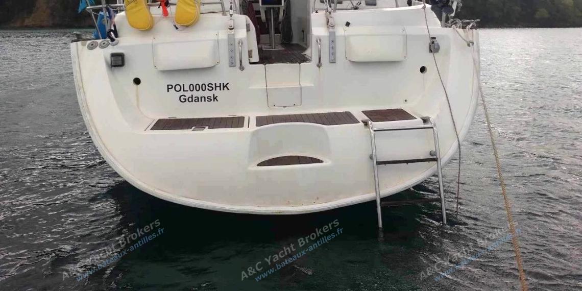 Bénéteau 50 : Aft transom Bénéteau 50 : Aft transom