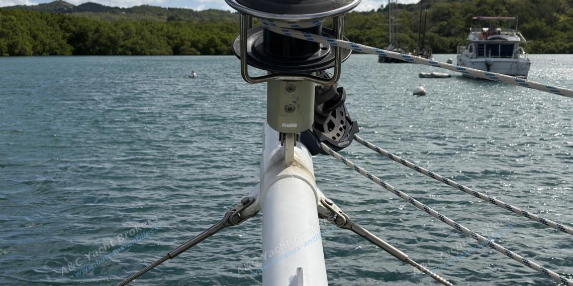 Catana 471 Owner Version : Furling genoa Catana 471 Owner Version : Furling genoa