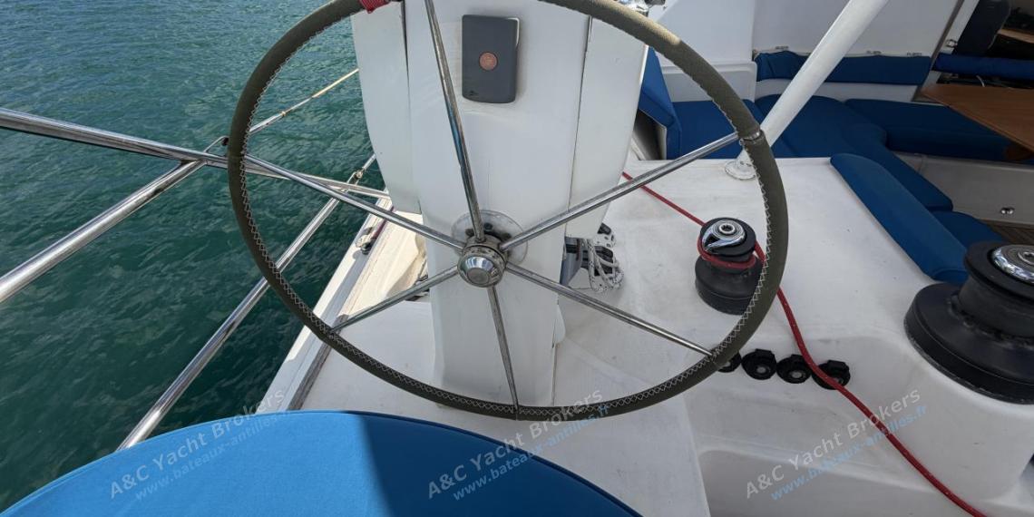 Catana 471 Owner Version : Port helm station Catana 471 Owner Version : Port helm station