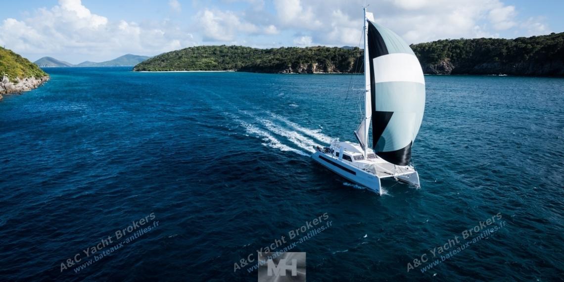 Catana 59 : Navigating under spinnaker Catana 59 : Navigating under spinnaker