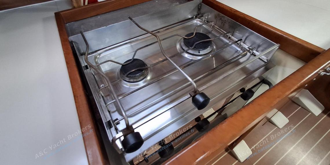 Dufour 365 Grand Large : Two burner's hobs Dufour 365 Grand Large : Two burner's hobs