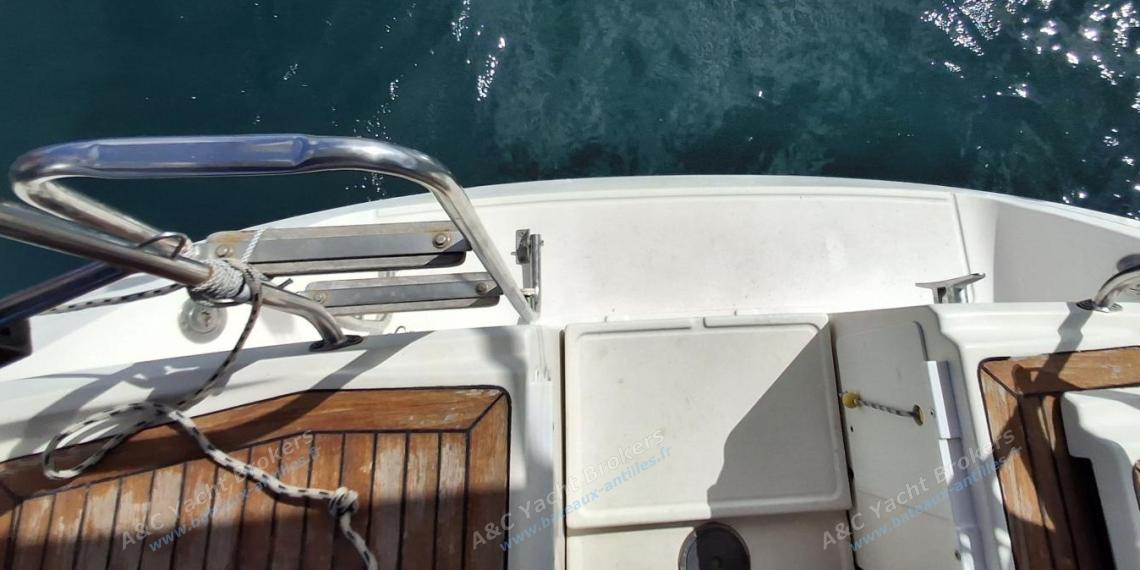 Dufour 365 Grand Large : Aft transom and swim ladder Dufour 365 Grand Large : Aft transom and swim ladder