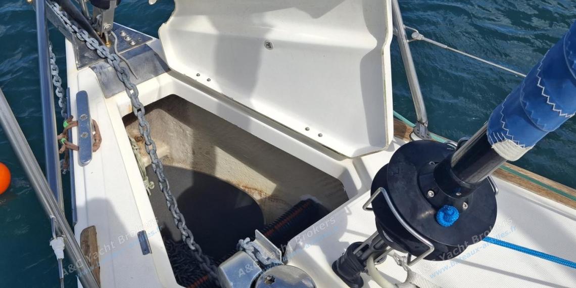 Dufour 365 Grand Large : Genoa and staysail furling system Dufour 365 Grand Large : Genoa and staysail furling system