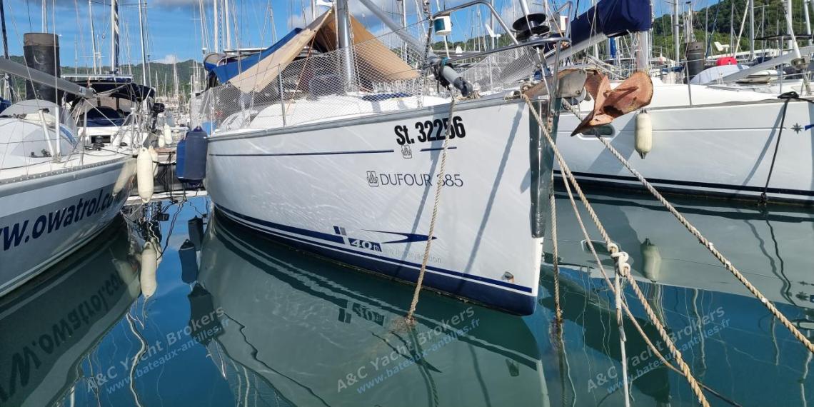 Dufour Yachts Dufour 385 GL : In the marina Dufour Yachts Dufour 385 GL : In the marina