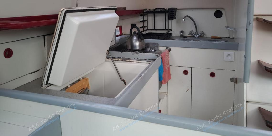 Bénéteau Evasion 36 : Galley L shape othe view Bénéteau Evasion 36 : Galley L shape othe view