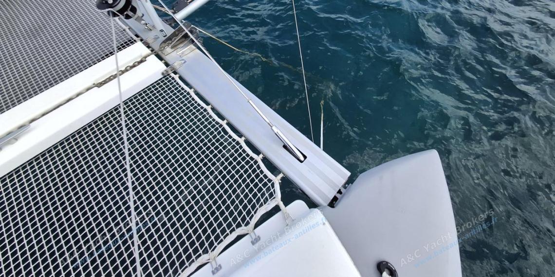 Excess 12 : Trampoline Excess 12 : Trampoline