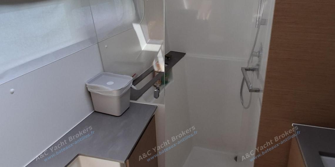 Excess Excess 12 : Shower room in owner suite Excess Excess 12 : Shower room in owner suite