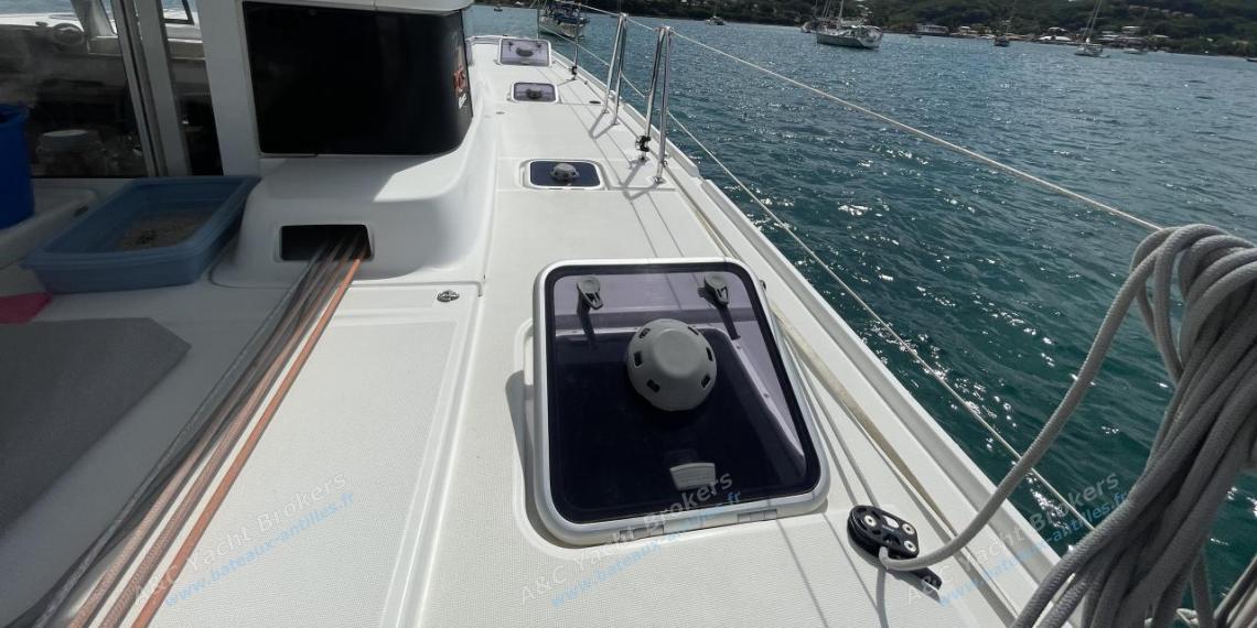 Excess 12 : Starboard companionway other view Excess 12 : Starboard companionway other view