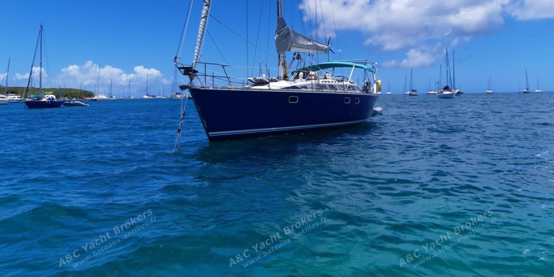 Kirie Feeling 446 : At anchor in Martinique Kirie Feeling 446 : At anchor in Martinique