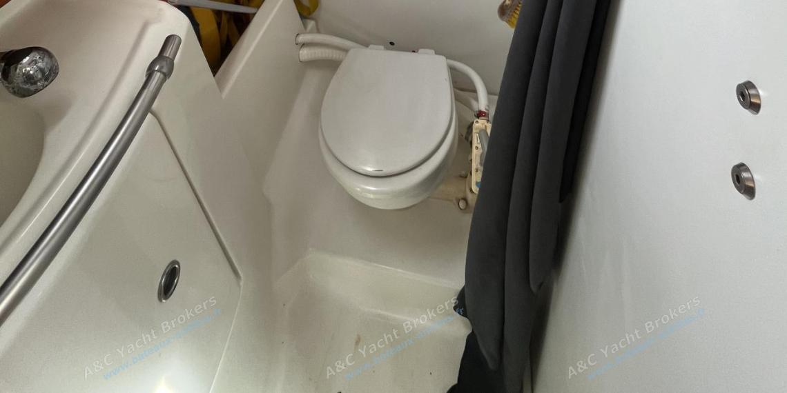Bénéteau First 31.7 : Shower room Bénéteau First 31.7 : Shower room