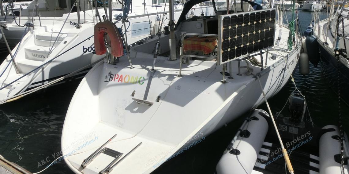 Bénéteau First 35 : In the marina Bénéteau First 35 : In the marina