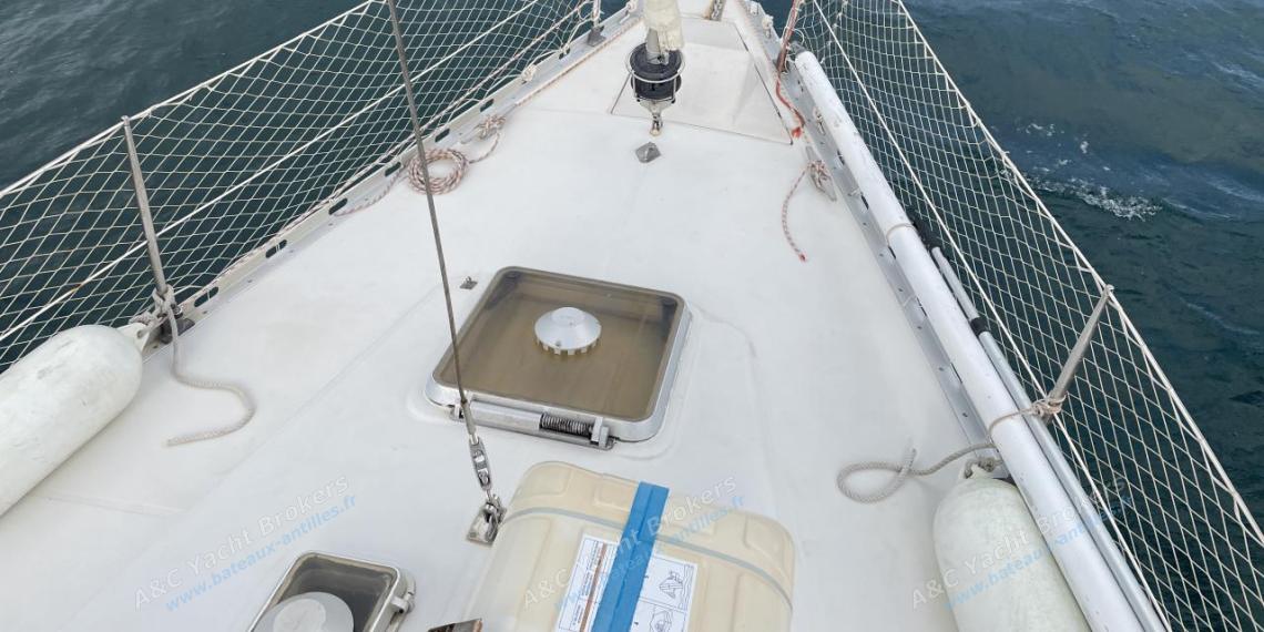 Bénéteau First 38 : Deck and furling system Bénéteau First 38 : Deck and furling system