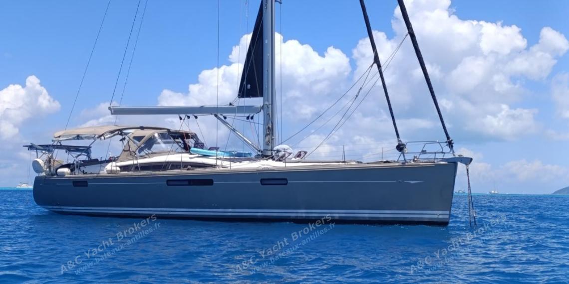 Jeanneau 57 : At anchor in French Polynesia Jeanneau 57 : At anchor in French Polynesia