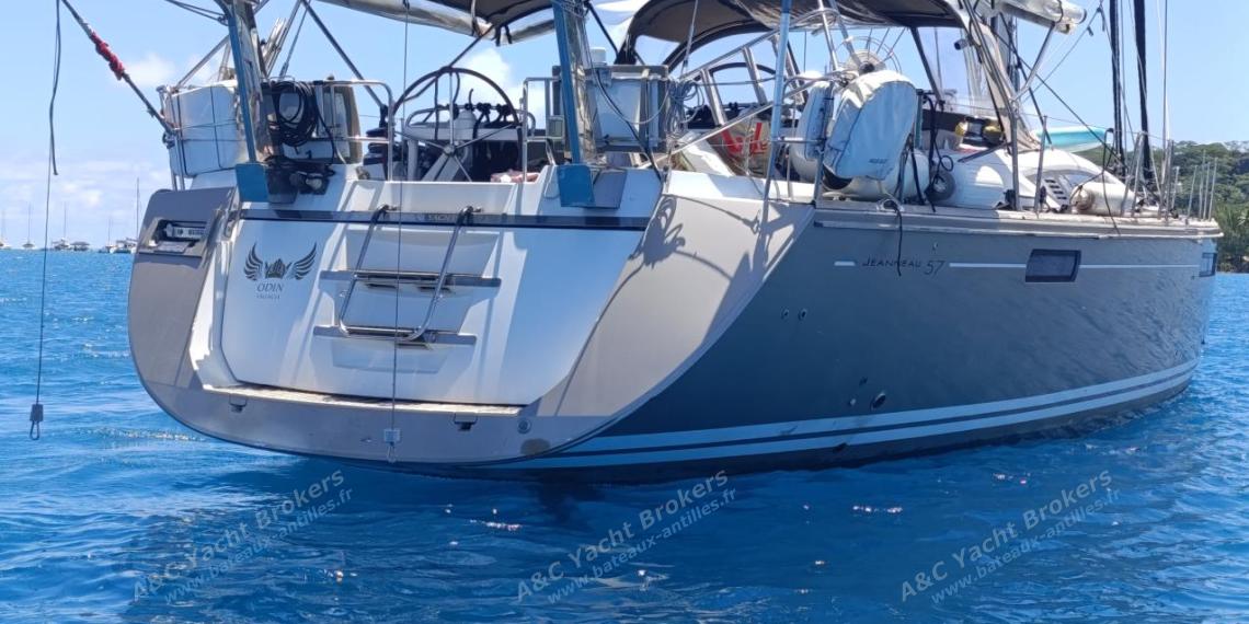 Jeanneau 57 : Solar panels Jeanneau 57 : Solar panels