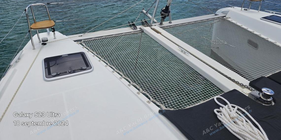 Lagoon 42 : Trampolines Lagoon 42 : Trampolines