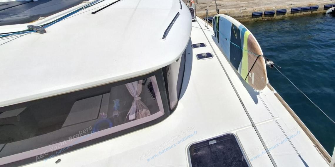 Lagoon 450 F : Port companionway other view Lagoon 450 F : Port companionway other view