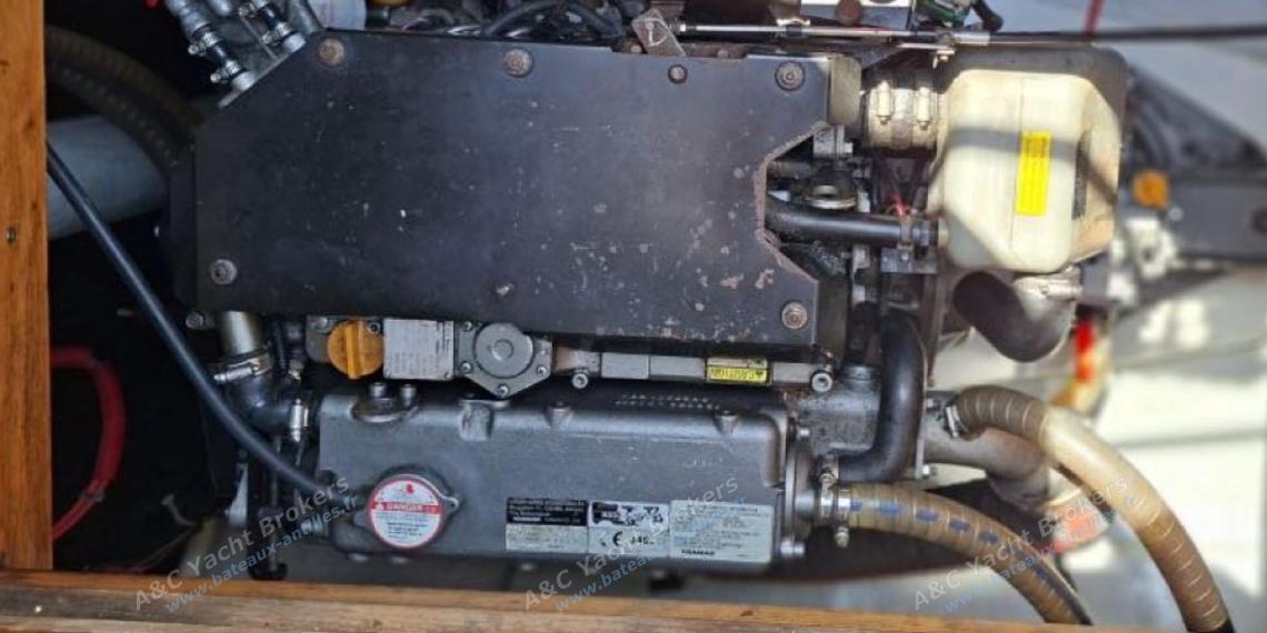 Lagoon 450 F : Yanmar 4JH57 inboard engine Lagoon 450 F : Yanmar 4JH57 inboard engine