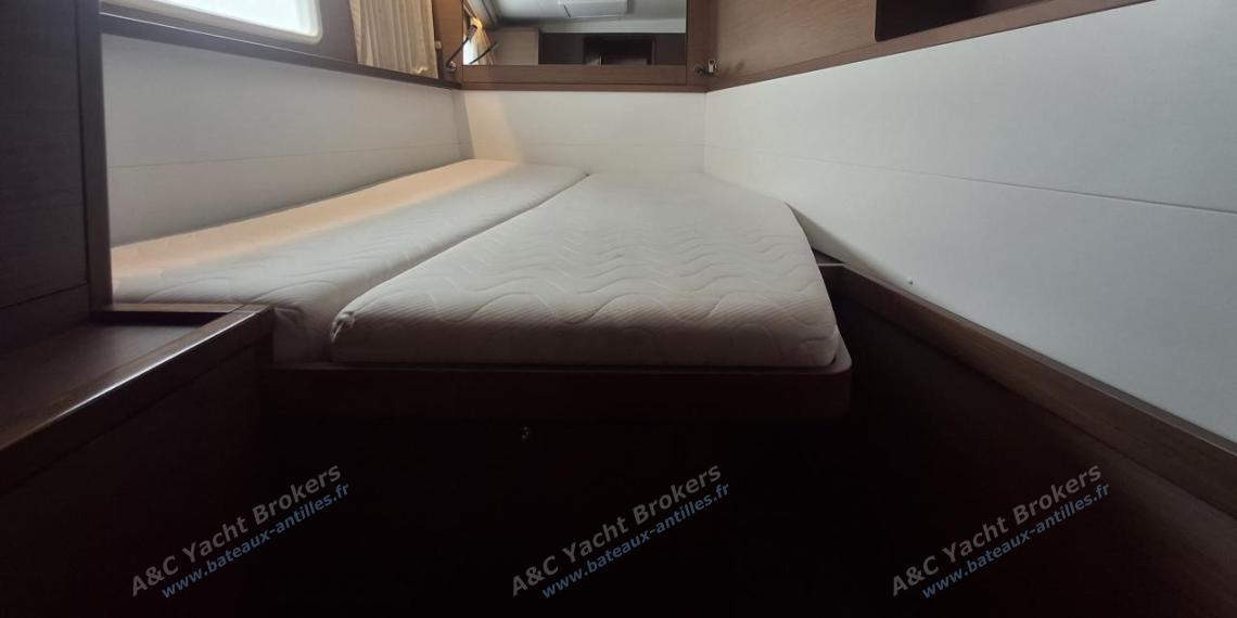 Lagoon 450F : Forward port cabin Lagoon 450F : Forward port cabin
