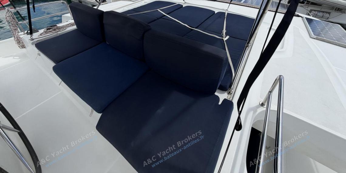 CNB Lagoon 50 : Fly cushion and aft sun pad CNB Lagoon 50 : Fly cushion and aft sun pad