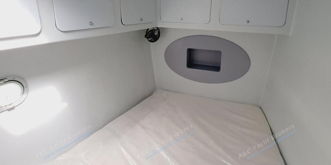 Lagoon Lagoon 570 : Forward port cabin Lagoon Lagoon 570 : Forward port cabin