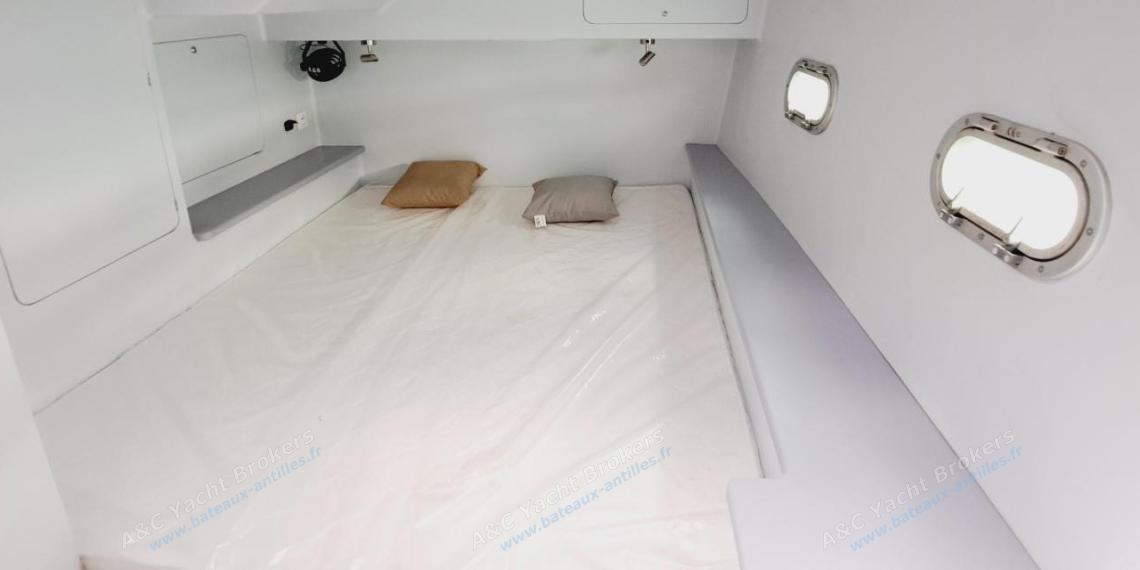 Lagoon Lagoon 570 : Aft port cabin other view Lagoon Lagoon 570 : Aft port cabin other view