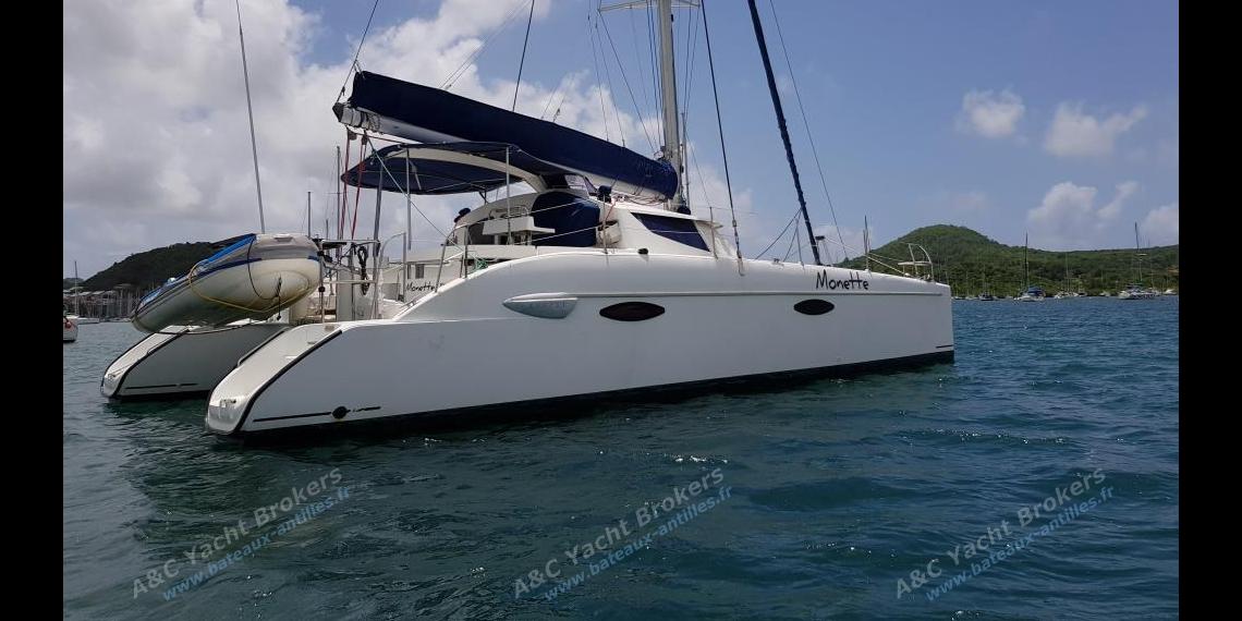 Fountaine Pajot Lavezzi 40 Maestro : Anchorage in Martinique Fountaine Pajot Lavezzi 40 Maestro : Anchorage in Martinique