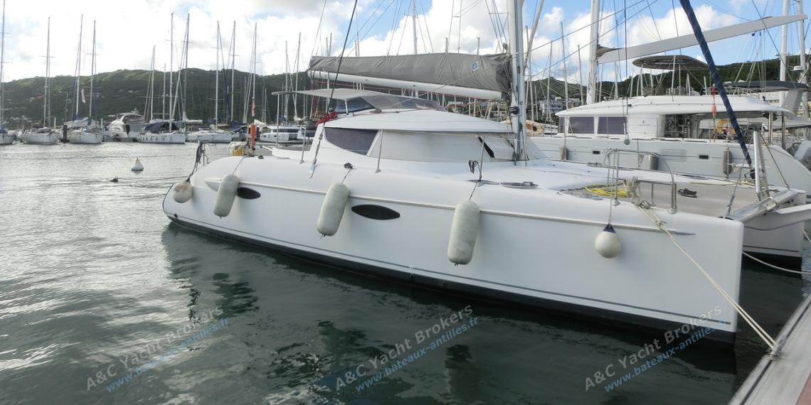 Fountaine Pajot Lavezzi 40 Maestro : In the marina Fountaine Pajot Lavezzi 40 Maestro : In the marina
