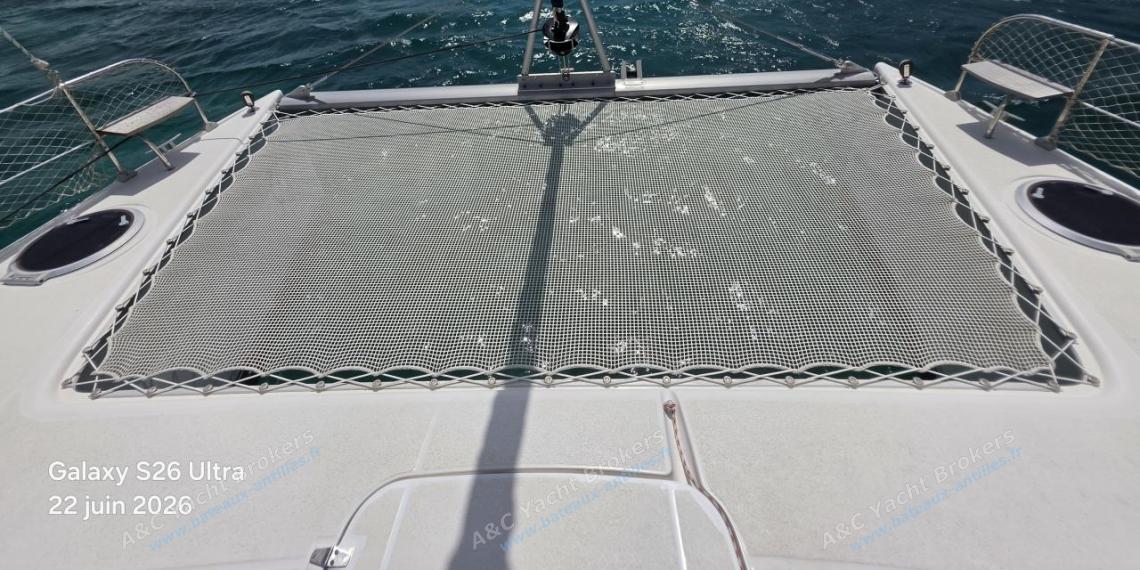 Fountaine Pajot Lavezzi 40 : Trampoline Fountaine Pajot Lavezzi 40 : Trampoline