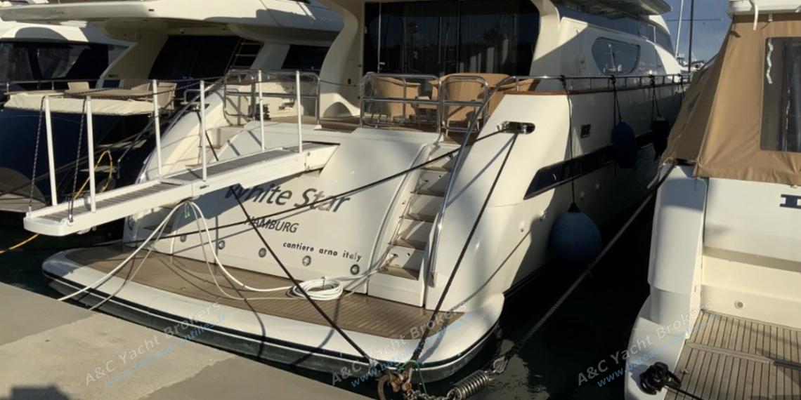 Cantiere Navale Arno Léopard 24 Fly : In marina other view Cantiere Navale Arno Léopard 24 Fly : In marina other view