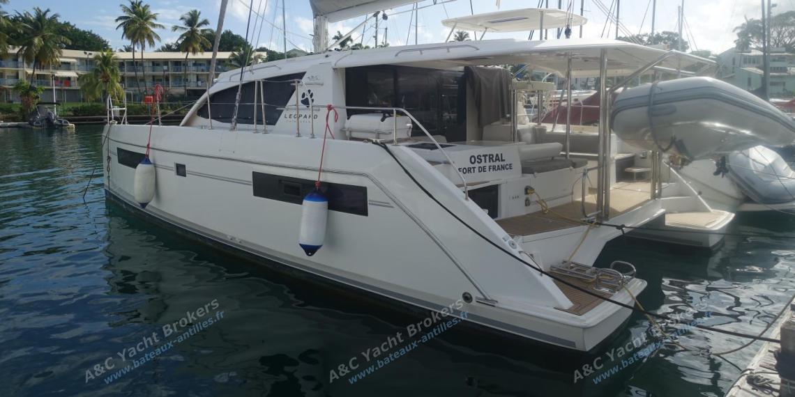 Robertson & Cain Leopard 40 : In marina Robertson & Cain Leopard 40 : In marina