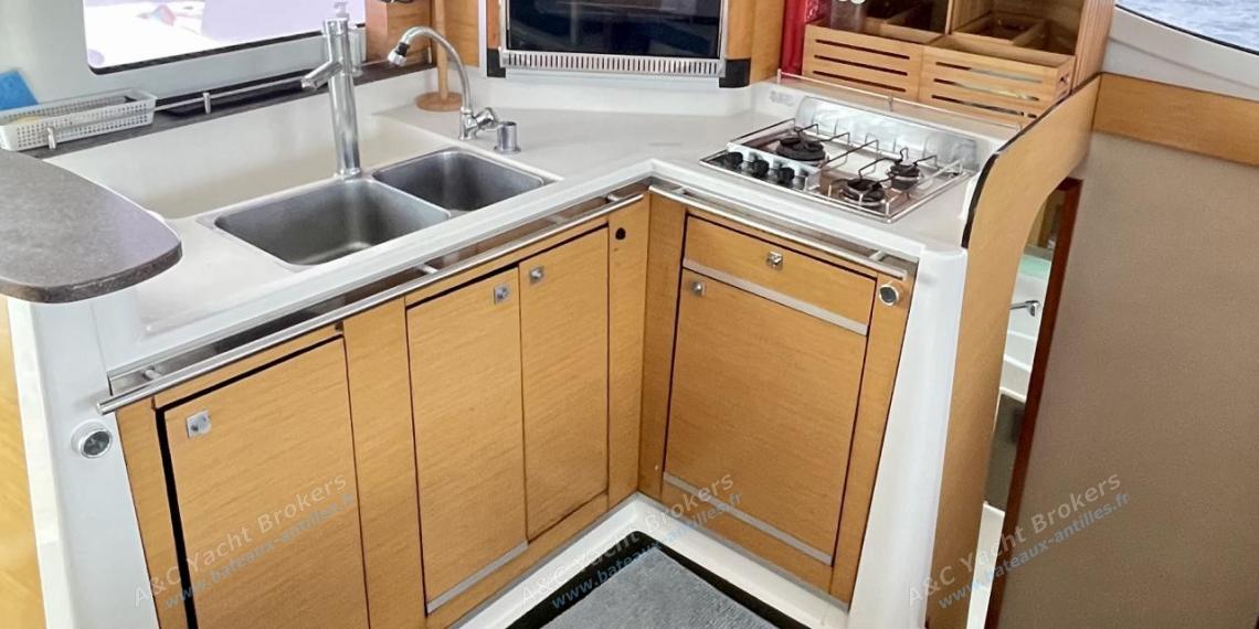 Fountaine Pajot Lipari 41 : Fountaine Pajot Lipari 41 :