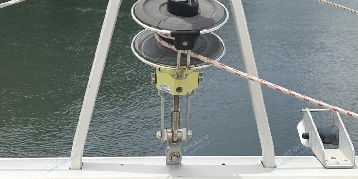 Fountaine Pajot Mahé 36 Evolution : Profurl furling system Fountaine Pajot Mahé 36 Evolution : Profurl furling system