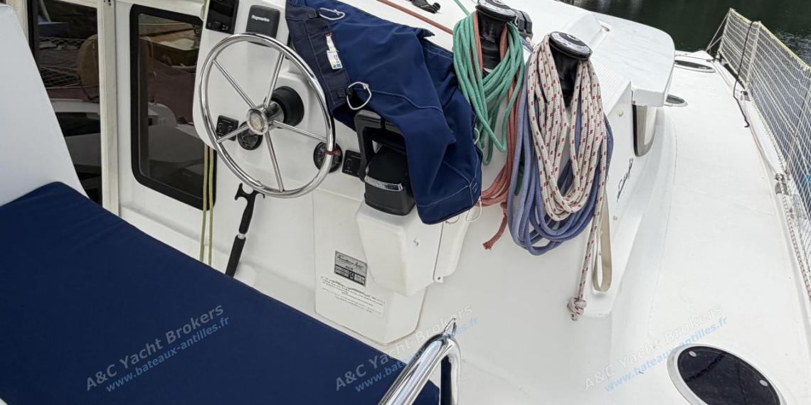 Fountaine Pajot Mahé 36 Evolution : Helm station Fountaine Pajot Mahé 36 Evolution : Helm station