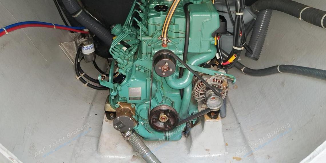 Nautitech 46 Open : Volvo D2-50 inboard engine Nautitech 46 Open : Volvo D2-50 inboard engine
