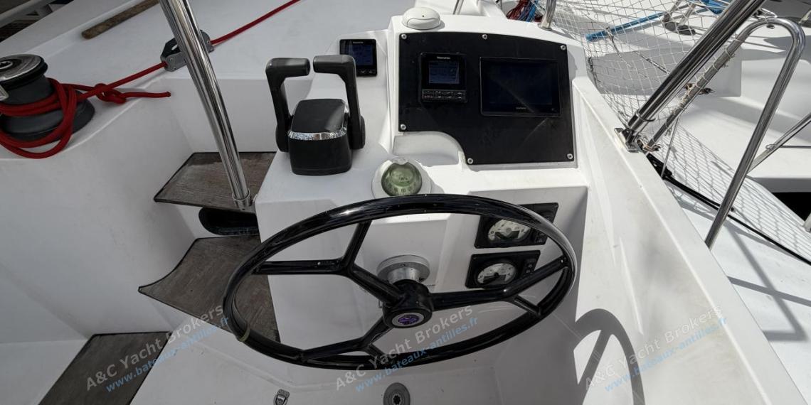 Nautitech Open 40 : Starboard helm station Nautitech Open 40 : Starboard helm station
